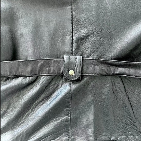 Vintage Black Leather Motorcycle Jacket - Picture 8 of 9